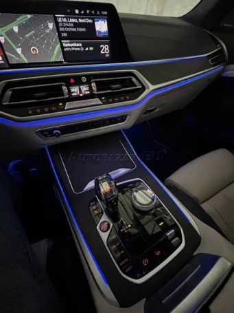 BMW X7 M xDrive 250 kW image number 36