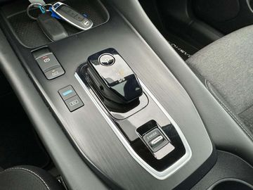 Car image 33