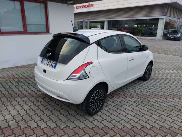 Lancia Ypsilon 51 kW image number 2