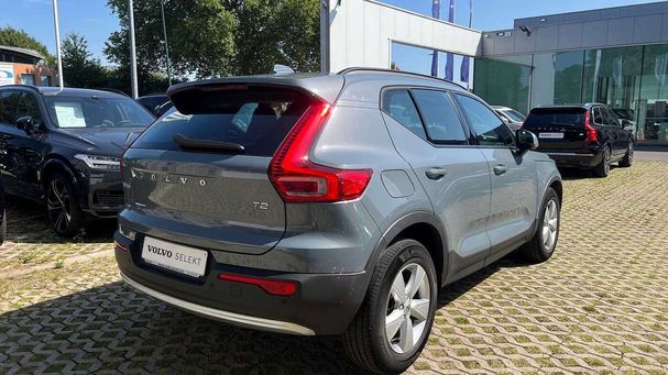 Volvo XC40 T2 Essential 95 kW image number 7