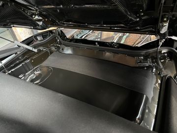 Car image 31