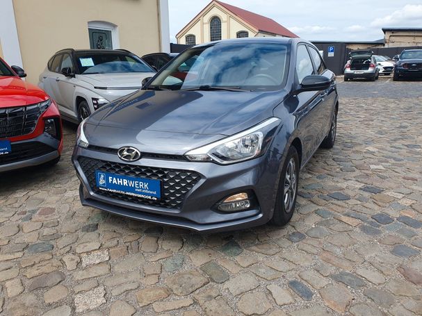 Hyundai i20 Blue 1.2 62 kW image number 1