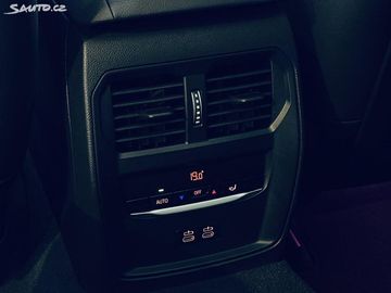 Car image 36