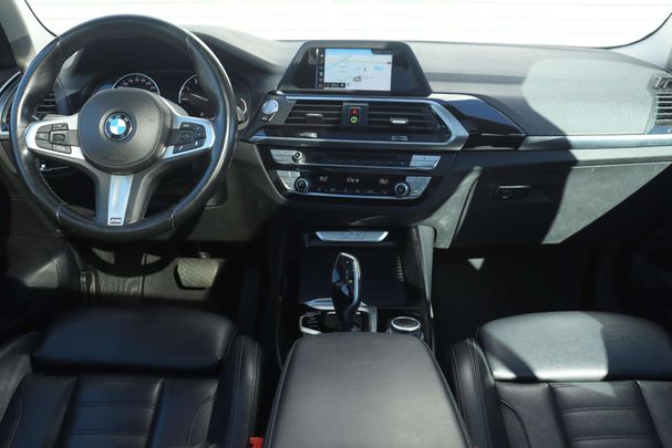 BMW X3 xDrive20i xLine 135 kW image number 11