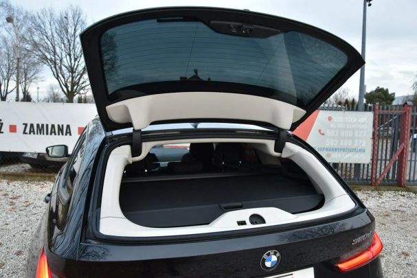 BMW 320d Touring Luxury Line 140 kW image number 36