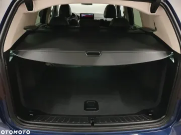 Car image 40