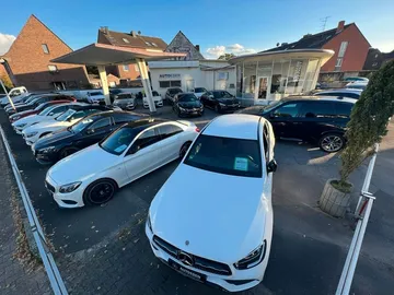 Car image 29