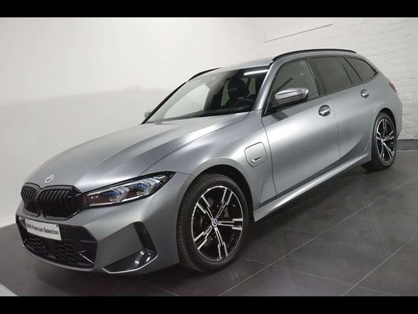 BMW 330 Touring e M 215 kW image number 9