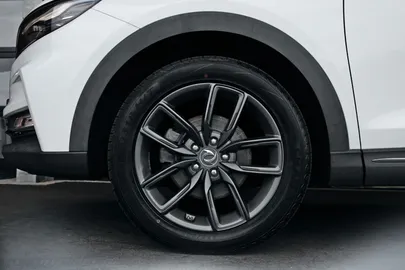 Car image 26