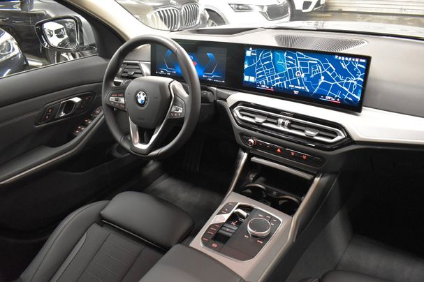 BMW 330i 180 kW image number 3