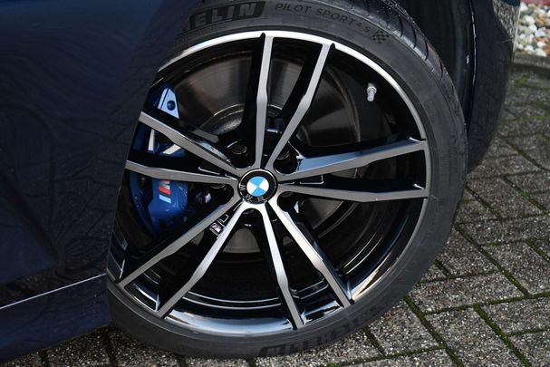 BMW 330 e M Sport 215 kW image number 9