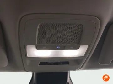 Car image 33