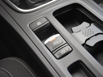 Car image 39