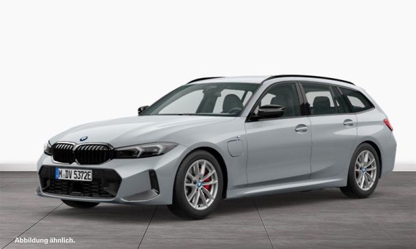 BMW 330 e Touring xDrive 215 kW image number 1