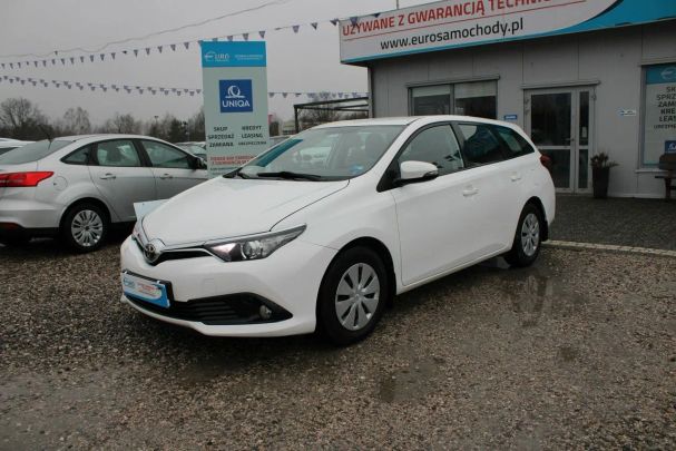 Toyota Auris 73 kW image number 1