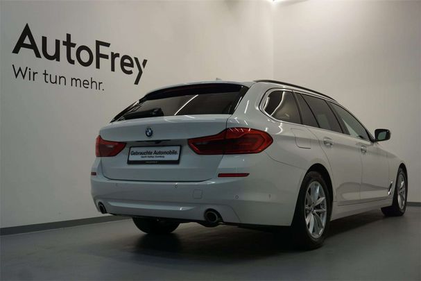 BMW 520d Touring xDrive 140 kW image number 3