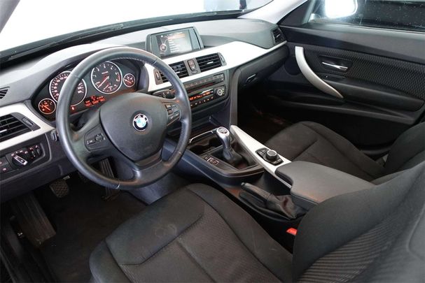 BMW 320d Gran Turismo 140 kW image number 9