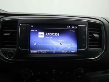 Car image 36