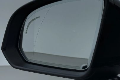 Car image 49