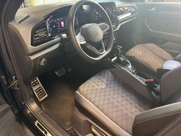 Car image 30