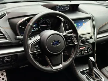 Car image 40