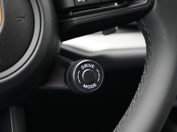 Car image 33