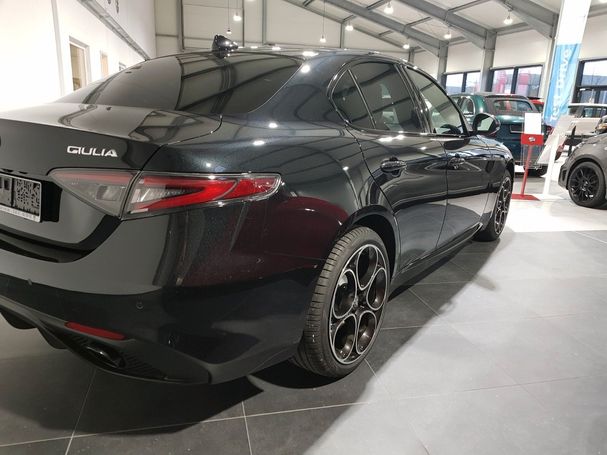 Alfa Romeo Giulia 2.0 Turbo 16V Veloce 206 kW image number 3