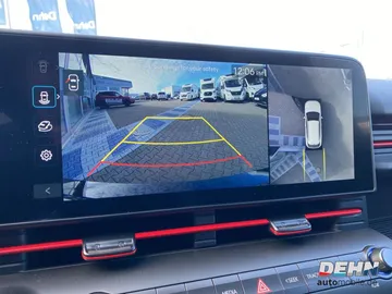 Car image 21