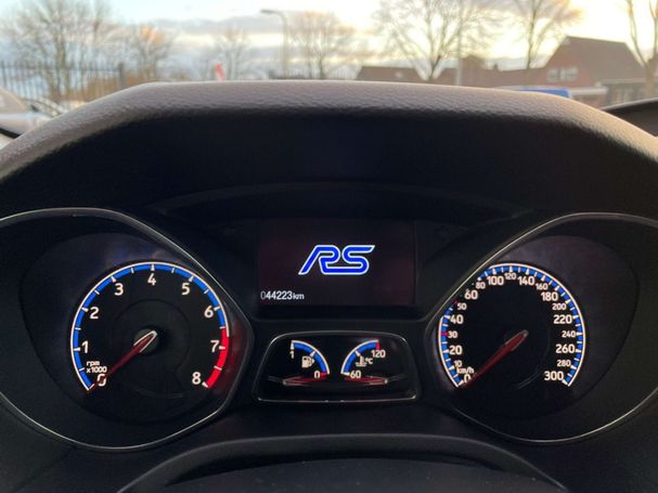 Ford Focus 2.3 RS 257 kW image number 4