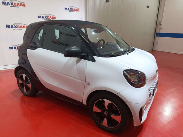 Smart ForTwo coupe EQ 60 kW image number 1