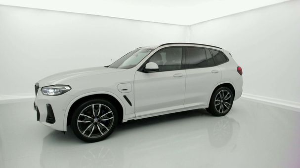 BMW X3e xDrive 215 kW image number 2