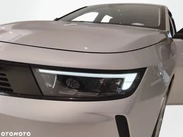 Car image 31