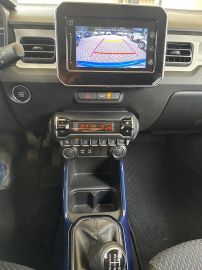 Car image 12