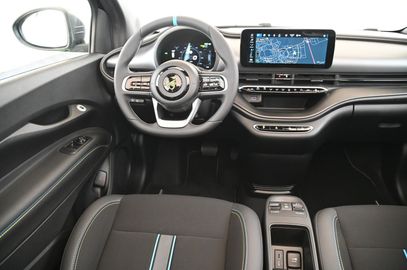 Car image 30