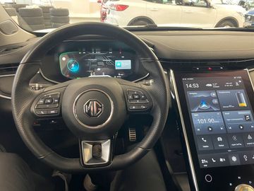 Car image 11