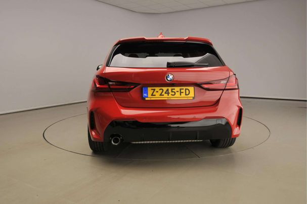 BMW 118i 100 kW image number 4