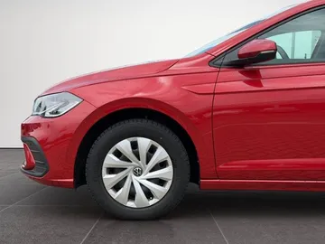 Car image 23