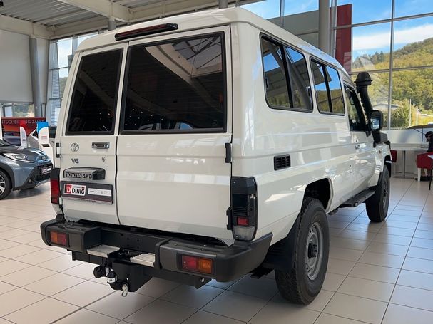 Toyota Land Cruiser 170 kW image number 19