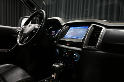 Car image 31