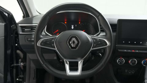 Car image 24