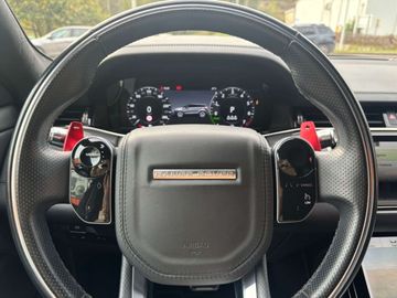 Car image 30