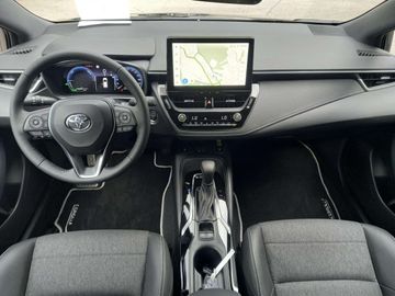 Car image 11