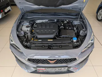 Car image 27