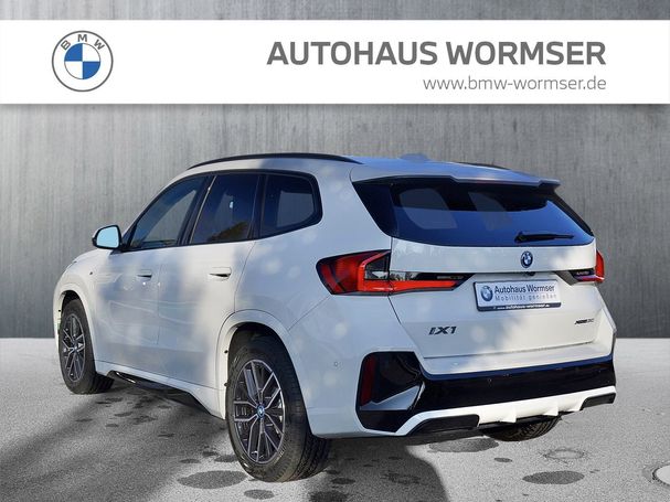 BMW iX1 xDrive30 230 kW image number 4