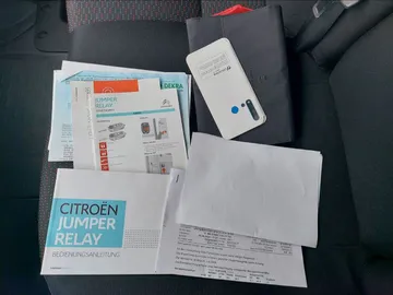 Car image 26