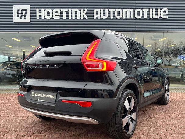 Volvo XC40 T3 120 kW image number 2