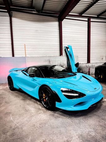 McLaren 750S 551 kW image number 1