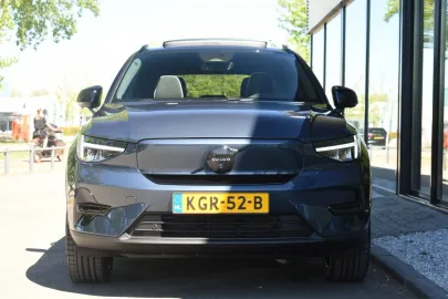 Car image 40