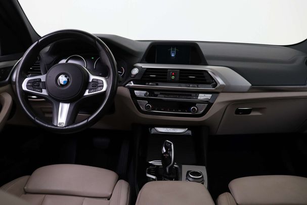 BMW X3 xDrive20i Luxury Line 135 kW image number 21