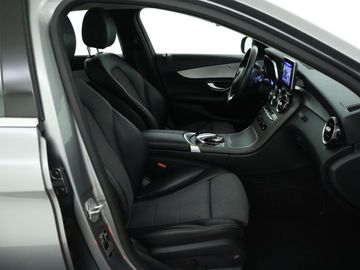 Car image 30